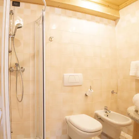 Bilo 4 - 229 By Interhome מאדסימו
